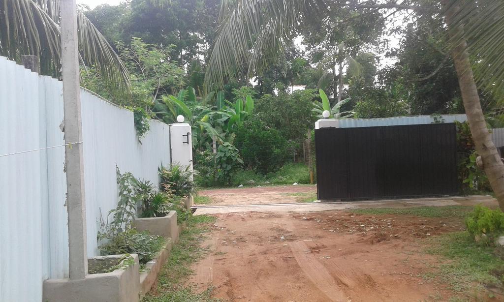 Erandi Holiday Home Andiambalama Exterior foto